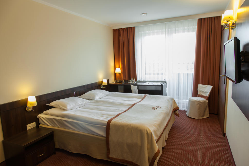 Hotel Ostrawa Wodzisław Śląski Eksteriør bilde