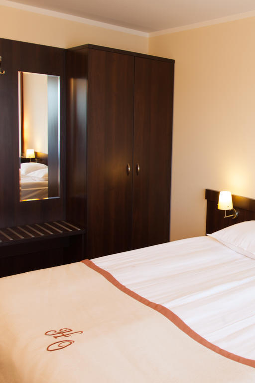 Hotel Ostrawa Wodzisław Śląski Eksteriør bilde