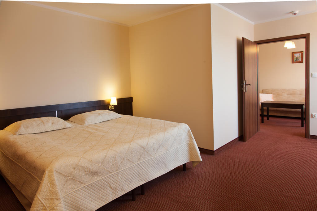 Hotel Ostrawa Wodzisław Śląski Rom bilde